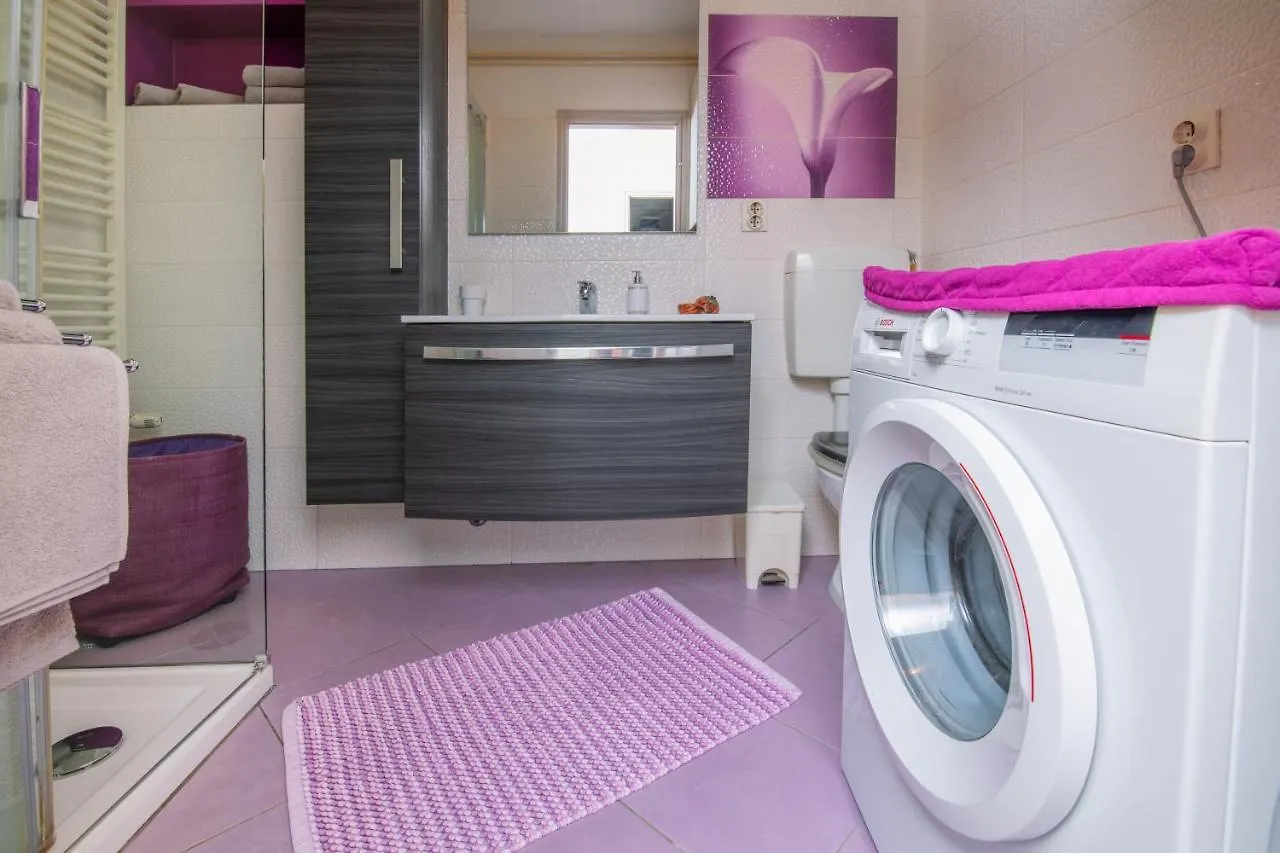 Lägenhet Apartman Point Pula