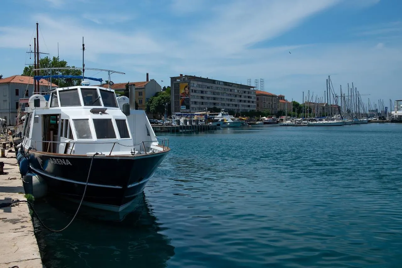 Apartman Point Pula 0*,